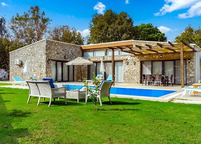 Nea Makri * 费特希耶